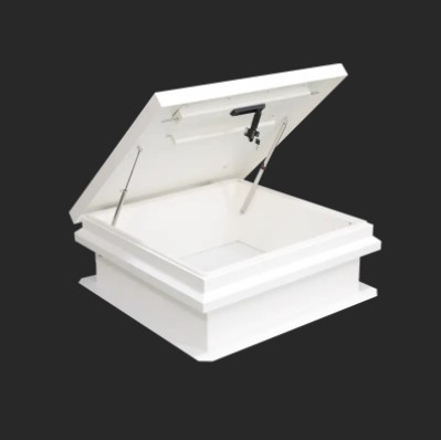 Jak řešit zatékání vody kolem půdních světlíků?